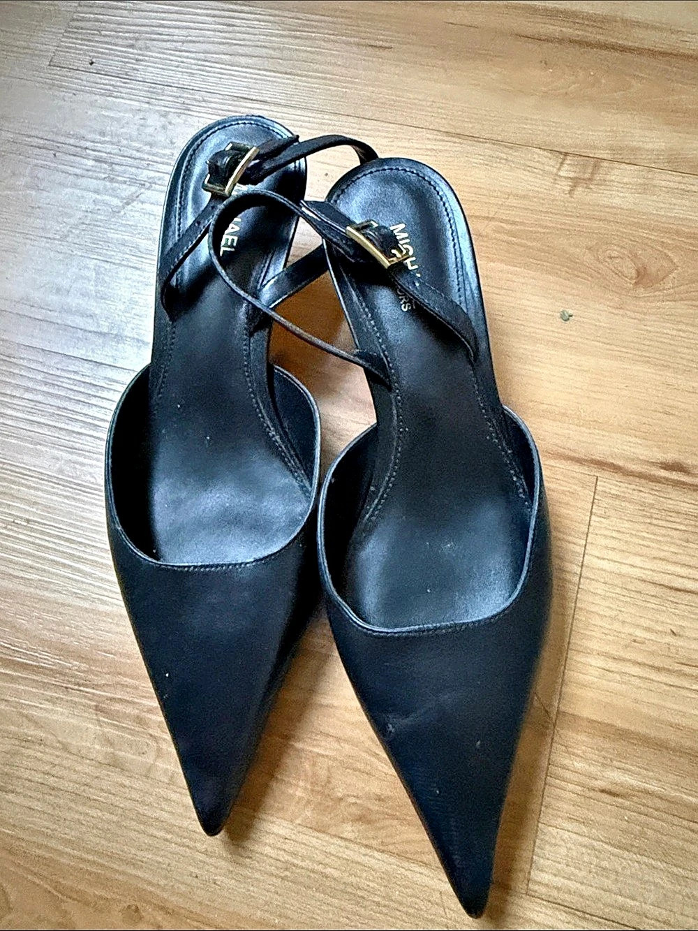 Michael Kors Luna Leather Slingback Kitten Pump Black US 6